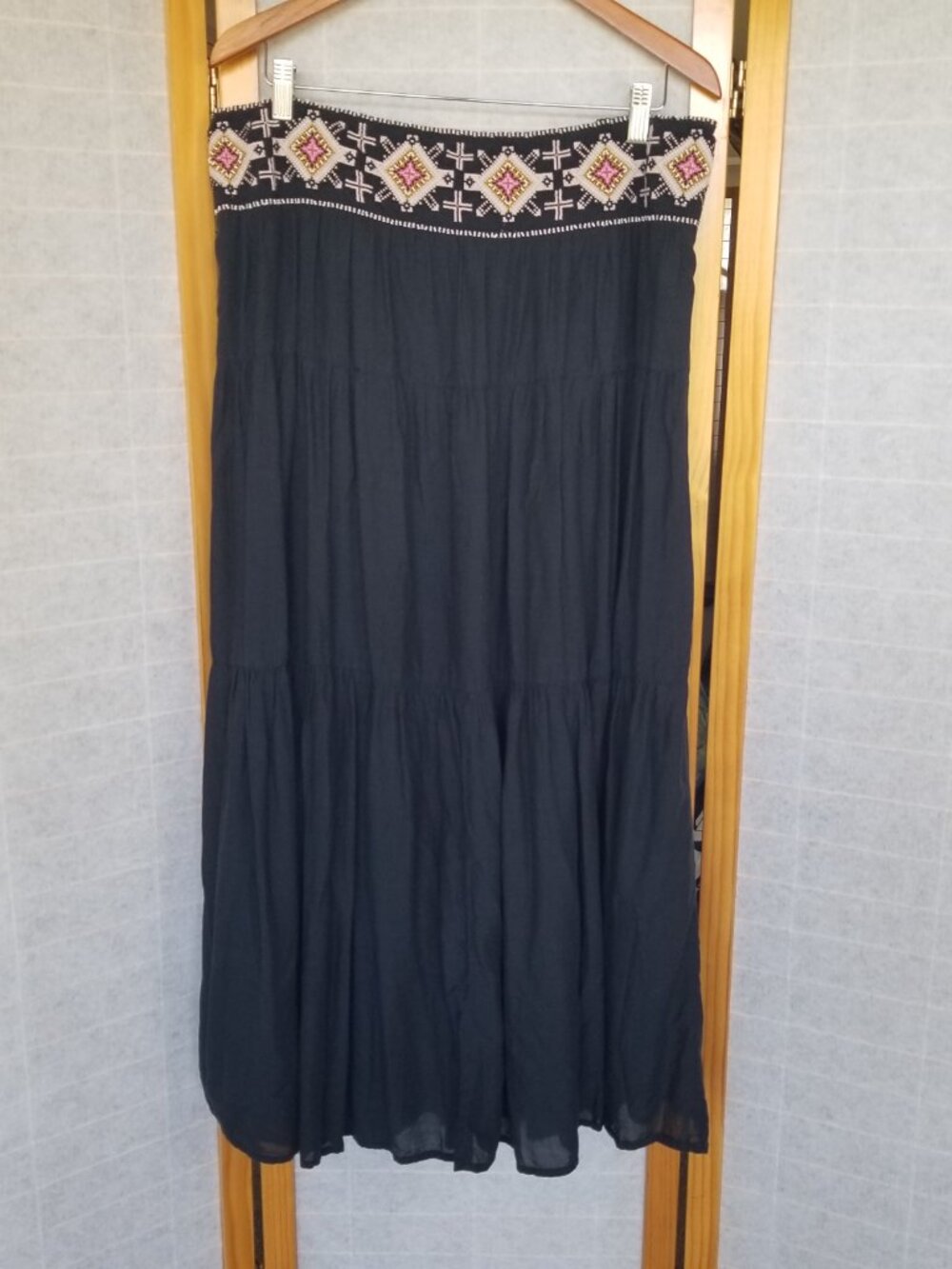 Anthropogie Brea Black Tiered Maxi Skirt Boho Beaded Waist Band Lined Size XL